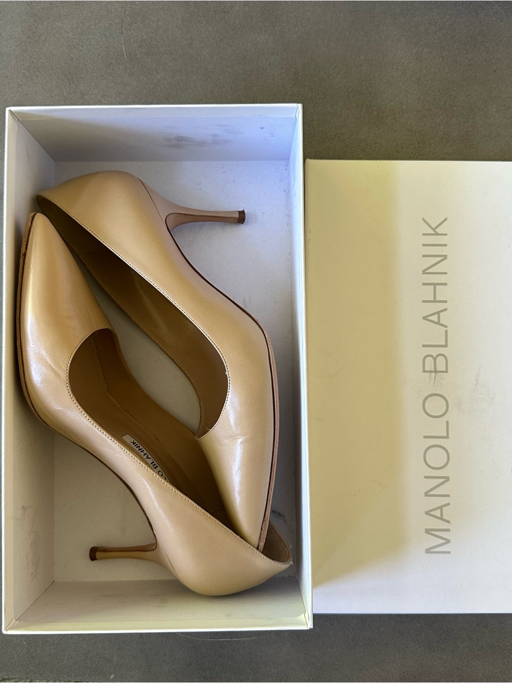 Manolo Blahnik BB 70 Nude Pumps, Sz 38